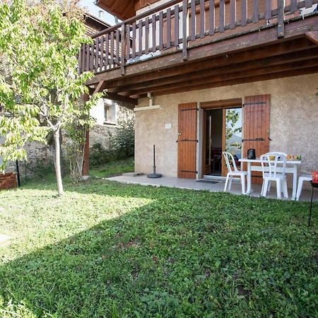 Le Mont Guillaume - 1 Chambre Terrasse Et Jardin Διαμέρισμα Saint-André-dʼEmbrun Εξωτερικό φωτογραφία