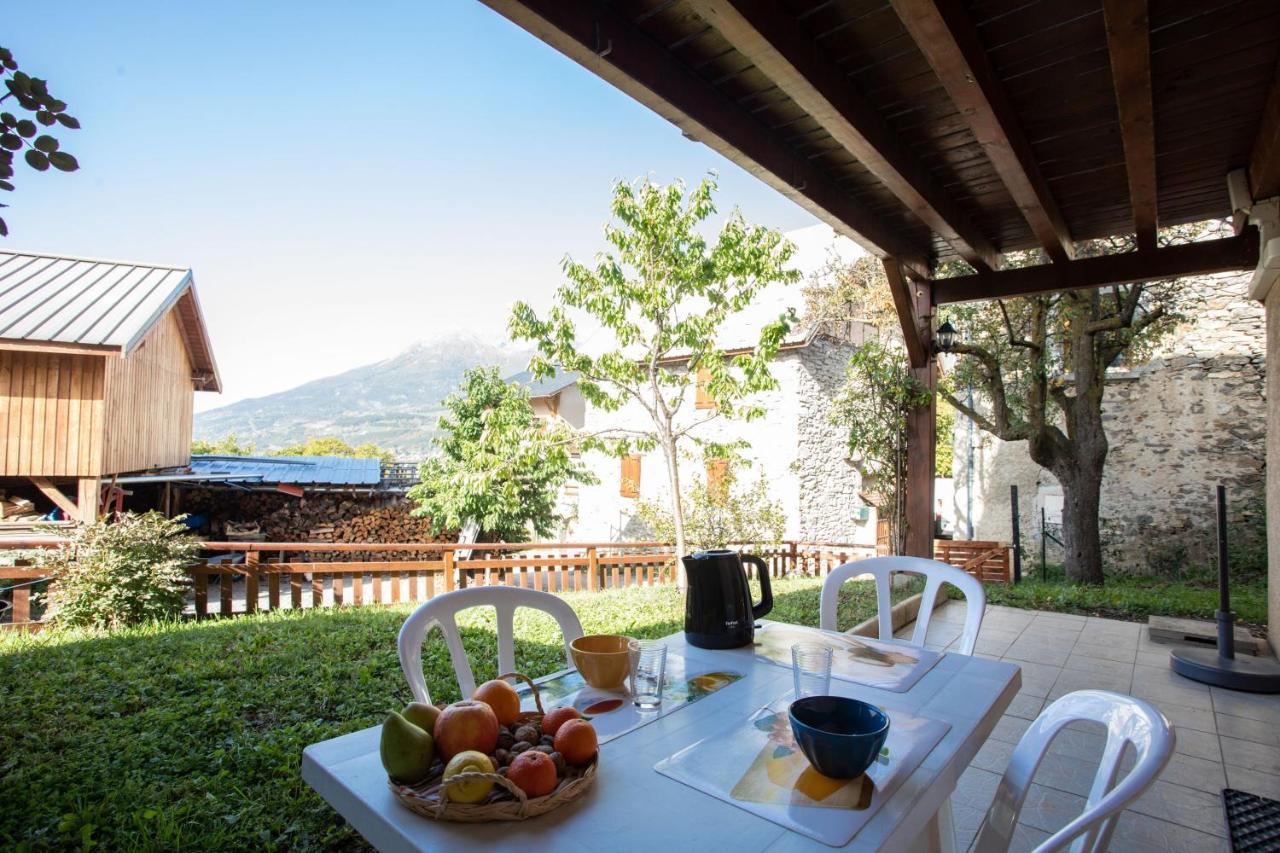 Le Mont Guillaume - 1 Chambre Terrasse Et Jardin Διαμέρισμα Saint-André-dʼEmbrun Εξωτερικό φωτογραφία