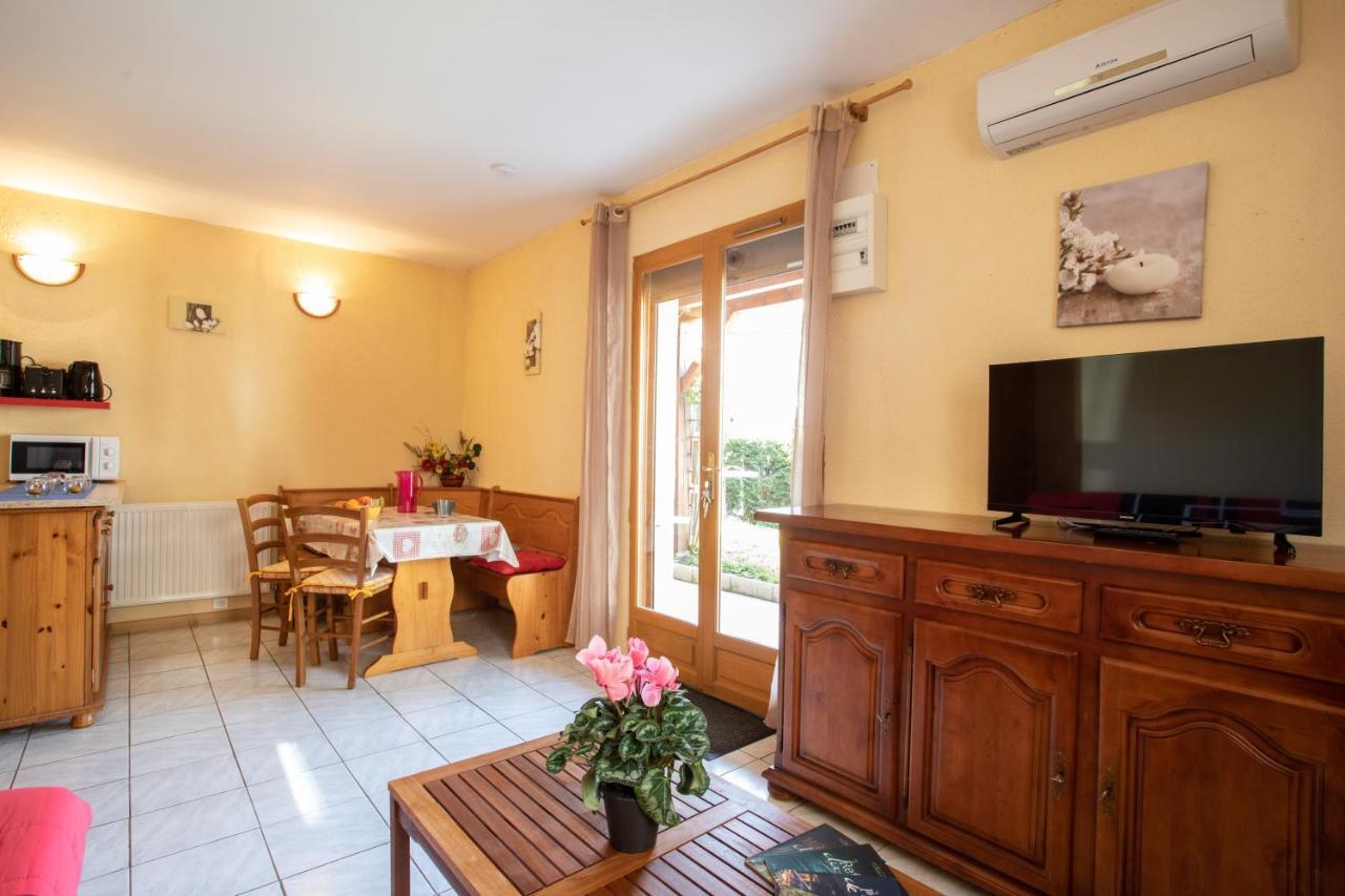 Le Mont Guillaume - 1 Chambre Terrasse Et Jardin Διαμέρισμα Saint-André-dʼEmbrun Εξωτερικό φωτογραφία
