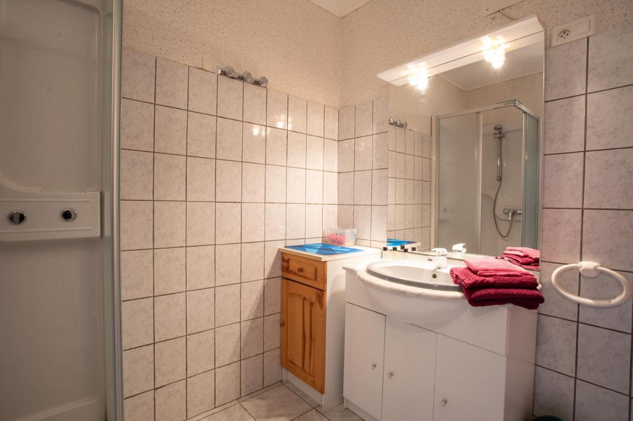 Le Mont Guillaume - 1 Chambre Terrasse Et Jardin Διαμέρισμα Saint-André-dʼEmbrun Εξωτερικό φωτογραφία