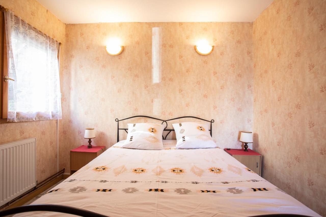 Le Mont Guillaume - 1 Chambre Terrasse Et Jardin Διαμέρισμα Saint-André-dʼEmbrun Εξωτερικό φωτογραφία